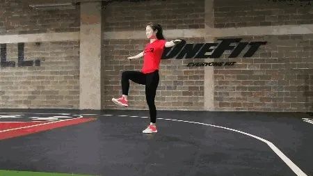 膝超伸腿粗运动可以改善吗,大粗腿膝超伸矫正方法图解