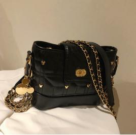 淘宝女包哪个最好看又实惠,淘宝上哪个店的女包是正品