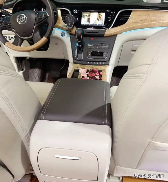 想不到吧，开一家汽车定制改装工厂竟然这么容易？