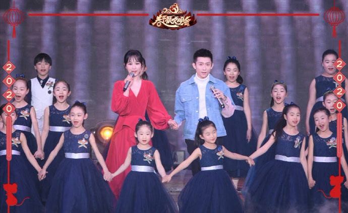 杨紫张一山同台唱歌在哪个台,杨紫张一山再次同台节目