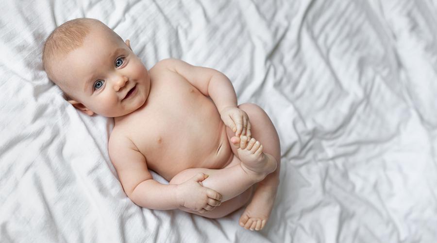 妈妈带孩子进女厕所被指责,妈妈带孩子进入更衣室