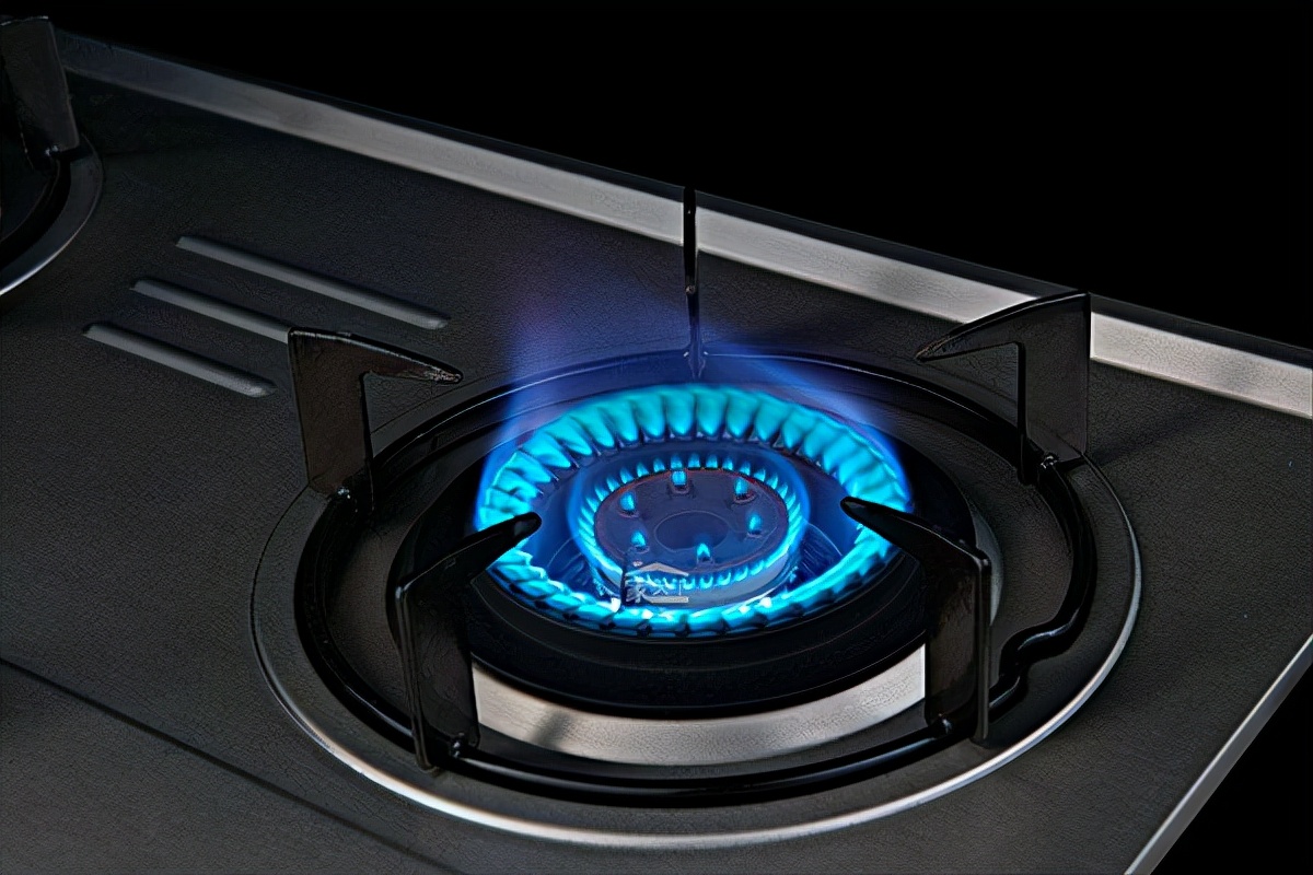 家用燃气灶能把火调大吗,燃气灶火力太小怎么清理喷嘴