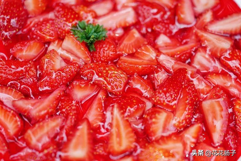 贵阳买一送一的店铺,贵阳草莓蛋糕推荐