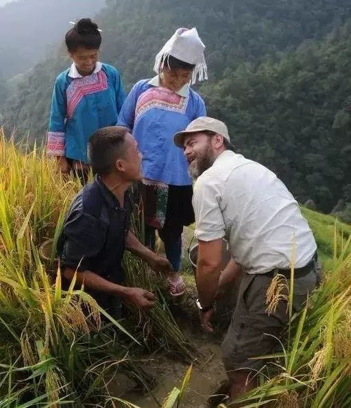 贵州黔东南千户苗寨,贵州黔东南苗寨