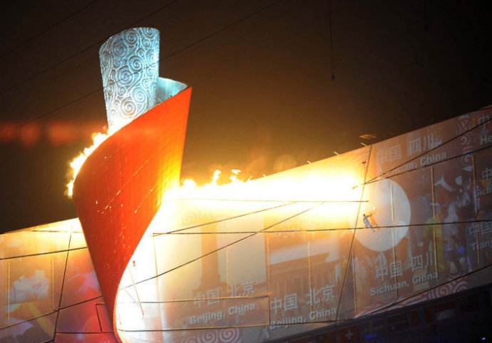 耗费1.18亿打造的鸟巢,34亿的鸟巢谁设计的