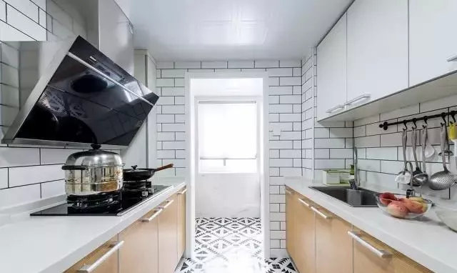 不同户型厨房设计效果图最新款,今年最流行的10个小户型厨房设计