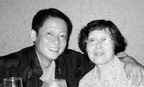 鐜嬪織鏂囧緪甯嗚鏅存灄鑺冲叺,鐜嬪織鏂囨灄鑺冲叺寰愬竼