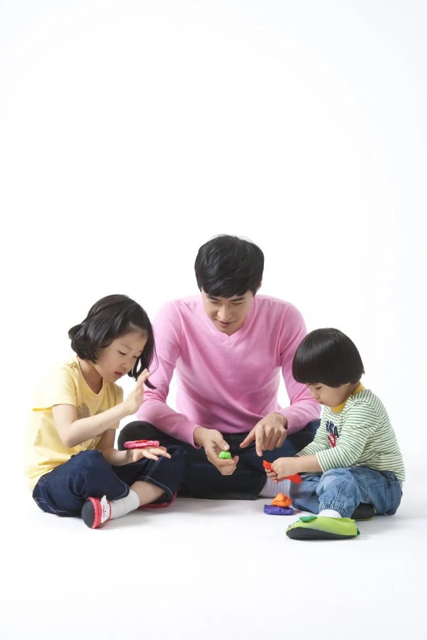 教孩子识字很容易发脾气怎么办,陪小孩阅读小孩不认字怎么办