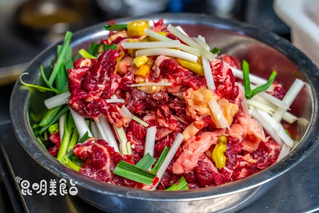 昆明高校周边美食,昆明平价美食学生