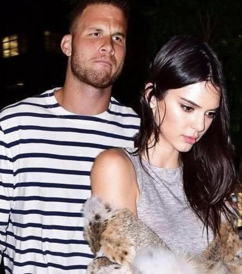 格里芬新女友詹娜,格里芬女友肯达尔