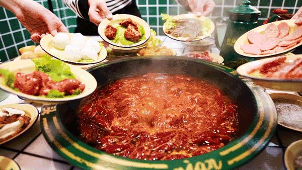 谭鸭血老火锅消费高吗,谭鸭血老火锅盈利情况