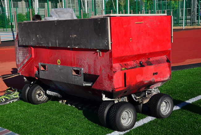 人造草坪有什么危害,人造草坪的缺点