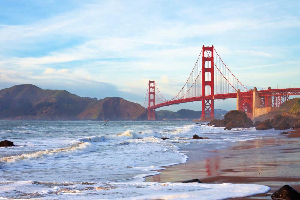 穿过北纬30度著名的半岛,横穿各大洲经纬线