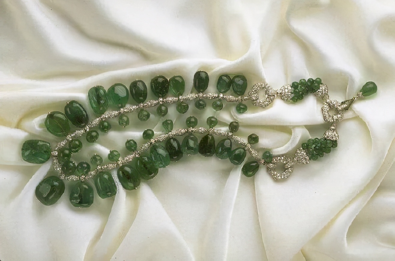 特朗普为三任美女老婆买大钻戒,可比竞选总统“认真”多了