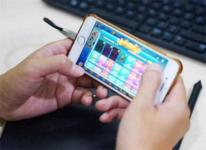 网店和实体店买的手机有什么区别,手机在网上不同的店买有什么不同