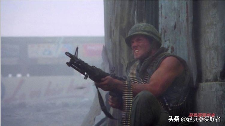 神级反战电影：战场无诗意，全金属外壳也拯救不了荒芜的灵魂