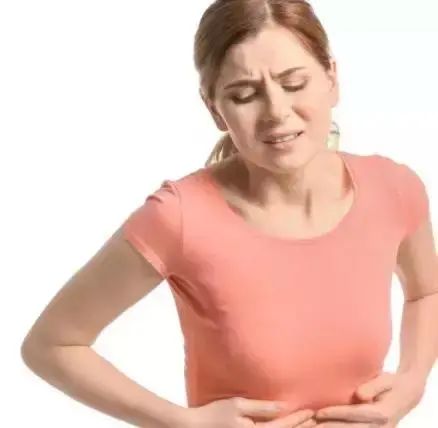 32岁女白领确诊宫颈癌晚期，医生说出真相，丈夫直接拒绝治疗