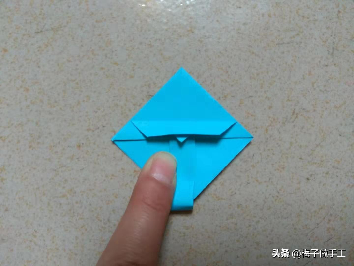 折纸花篮的折法步骤图片,3-6岁儿童最简单折纸花篮