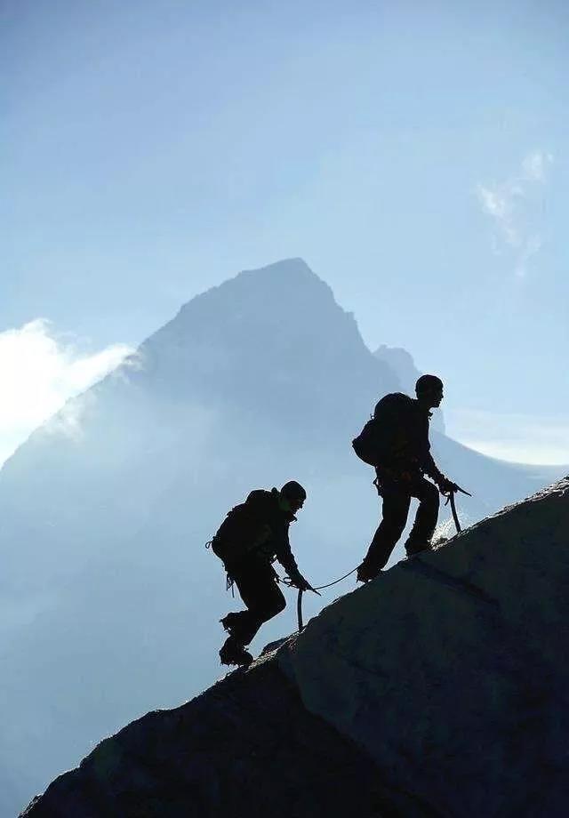 登山必看的10个细节,登山注意事项和技巧