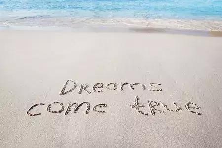 老公和婆婆背着儿媳,被“租子宫包生儿子”小广告骗了85万!活该