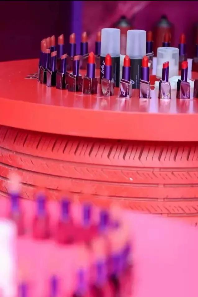 欧莱雅出了哪几个工具色,欧莱雅2019试色