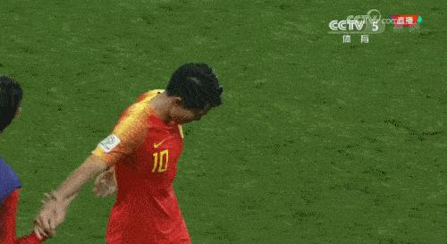 郑智采访泪目,郑智哭泣没有给国家队带来什么