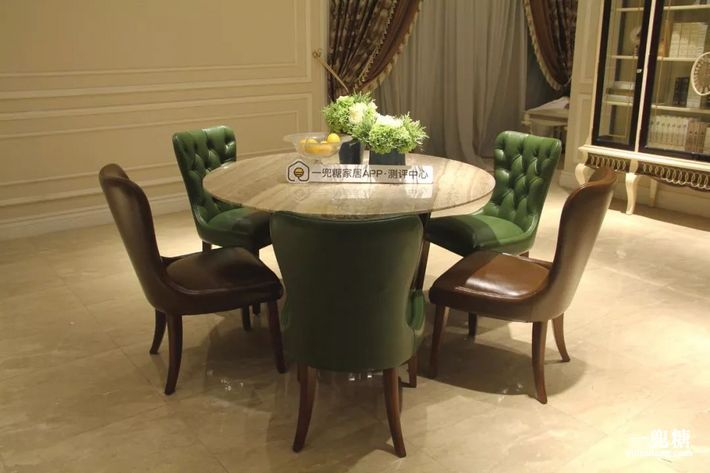 大户型餐桌大理石现代轻奢风,天然大理石餐桌轻奢高端设计感