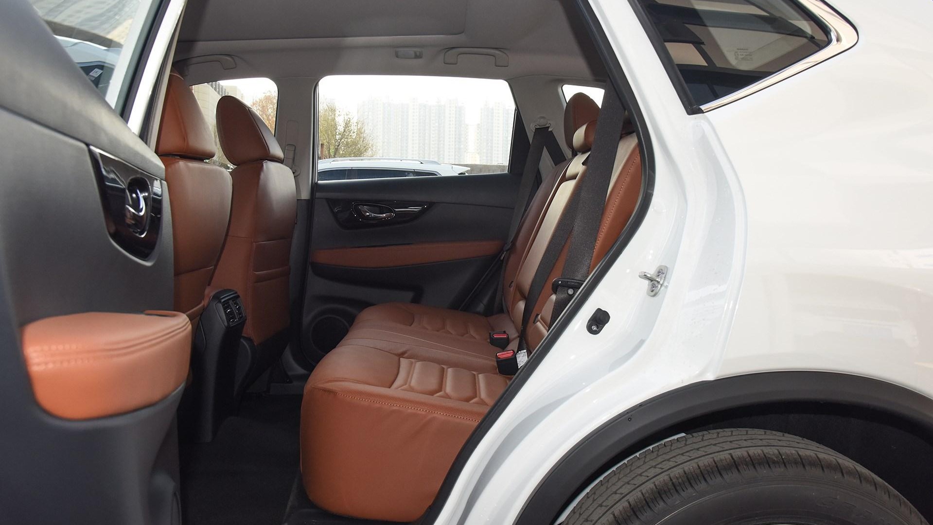 盘点那些新款比老款还难看的车,新款和旧款外形完全不一样的车