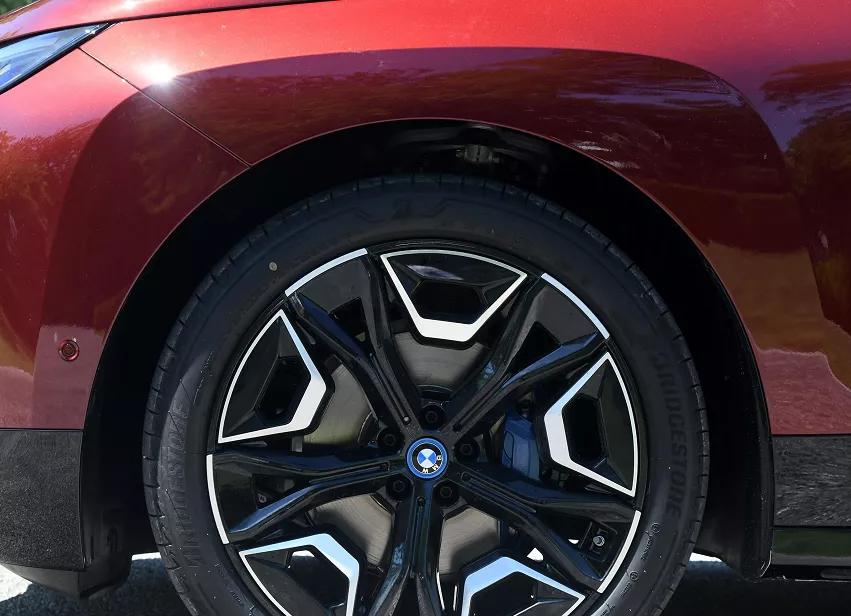 材料工程师的真实感受,宝马IX评测