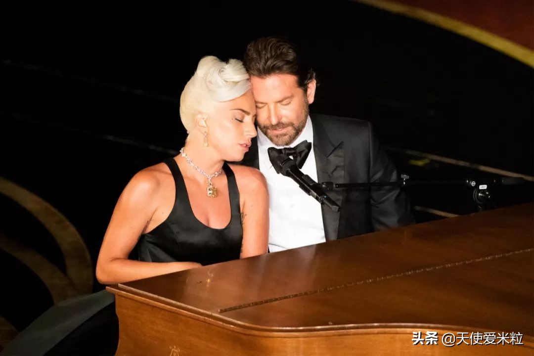 bradleycooper与ladygaga,ladygaga和bradleycooper啥关系