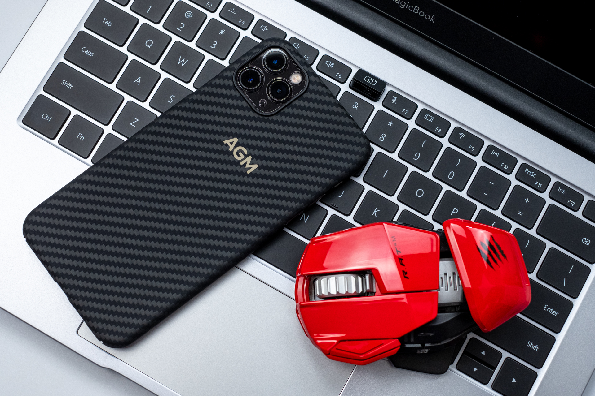 苹果11promax有没有必要用手机壳,给苹果11promax扩容