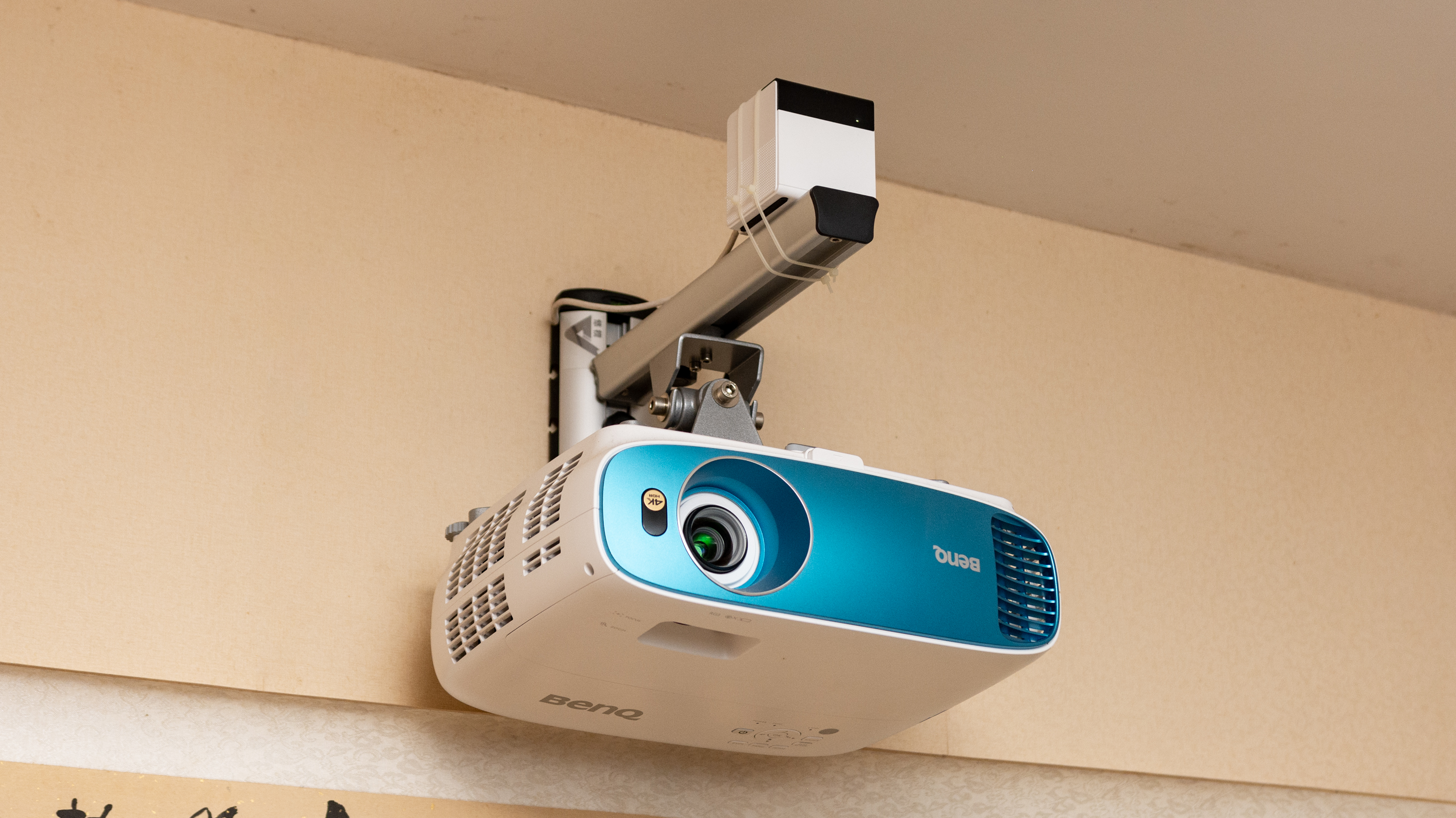 褰撹礉鐩掑瓙hdr妯″紡,褰撹礉鐩掑瓙hdr娴嬭瘎