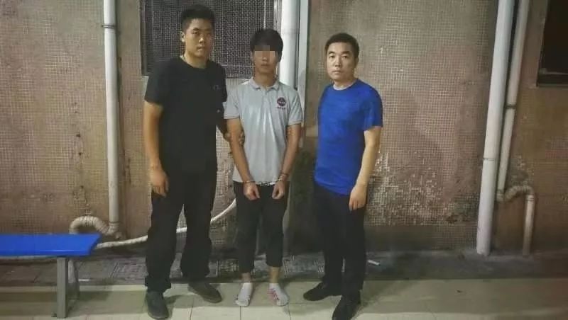 万人抱团炒股,炒股群50人49个骗子