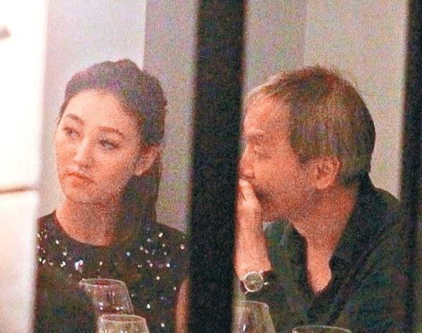 31岁港姐与25年离异富商结婚,26岁的港姐和40岁富商离婚