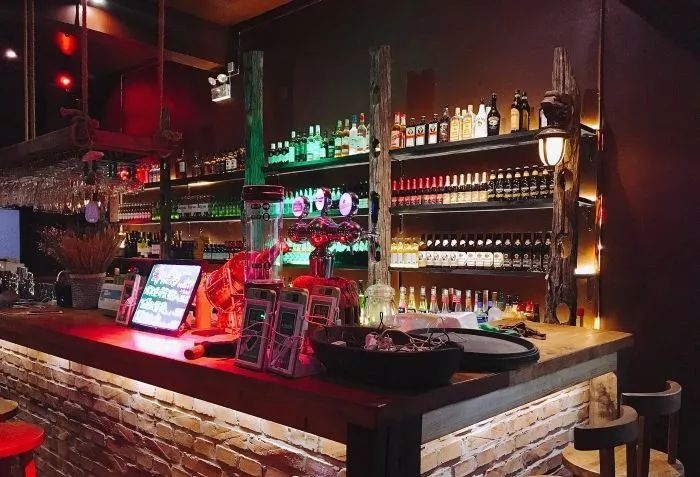 谁说济南没有夜生活细数济南这些高颜值酒吧！这就是我认识的济南