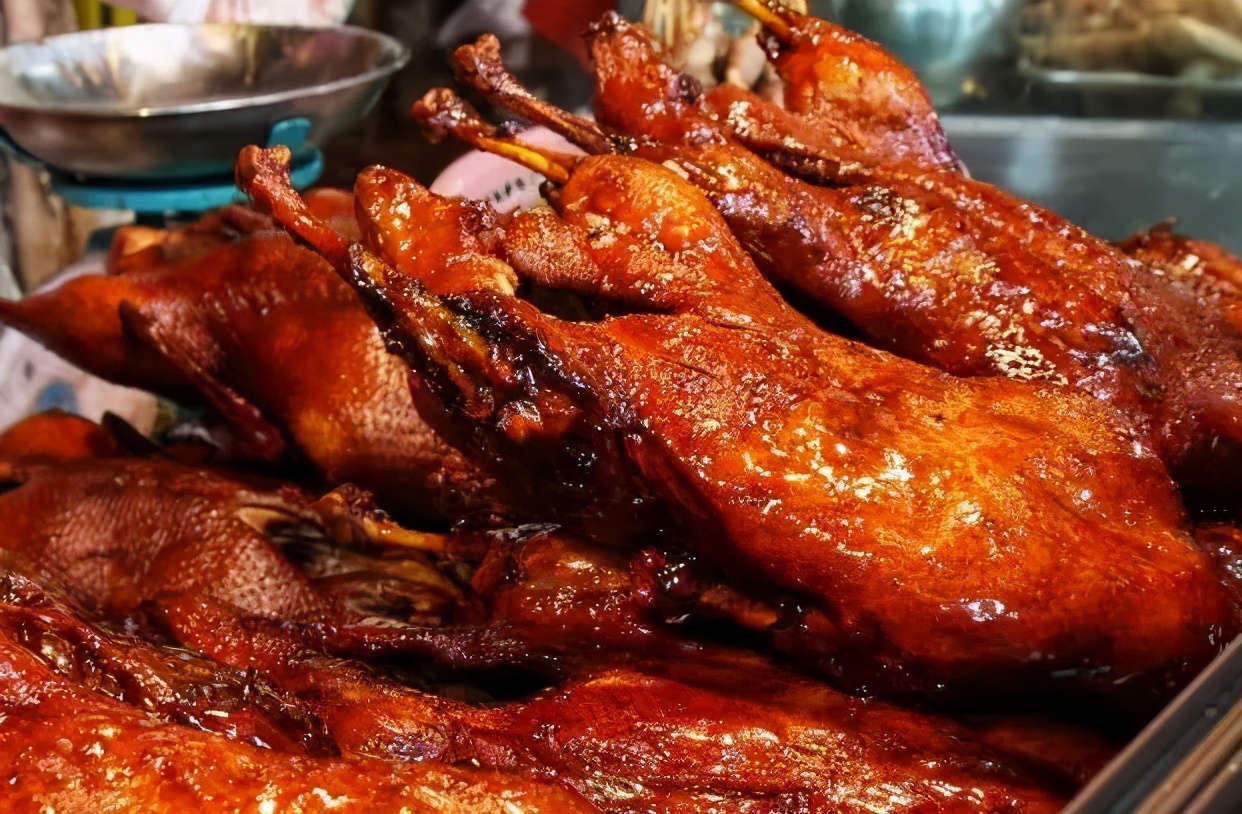 要吃最地道的成都小吃应该去哪里,值得带给朋友品尝的成都小吃