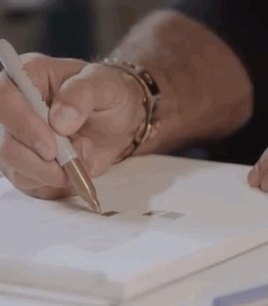 爱马仕吐槽,爱马仕口红不踩雷色