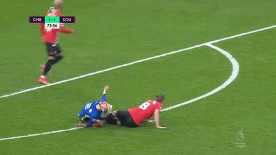 切尔西事件点评,切尔西12年欧冠争议判罚