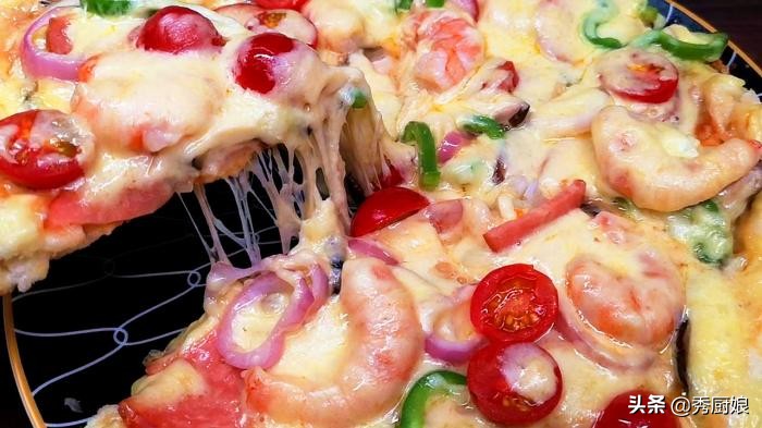 懒人自制肉酱披萨家常做法,懒人披萨做法烤箱烤几分钟