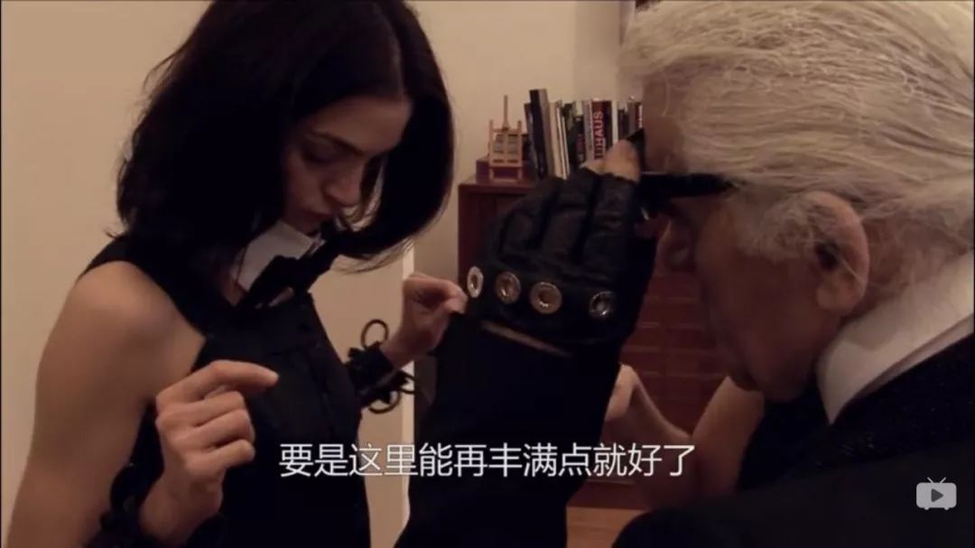 香奈儿老佛爷年轻视频,香奈儿老佛爷生前最后一款