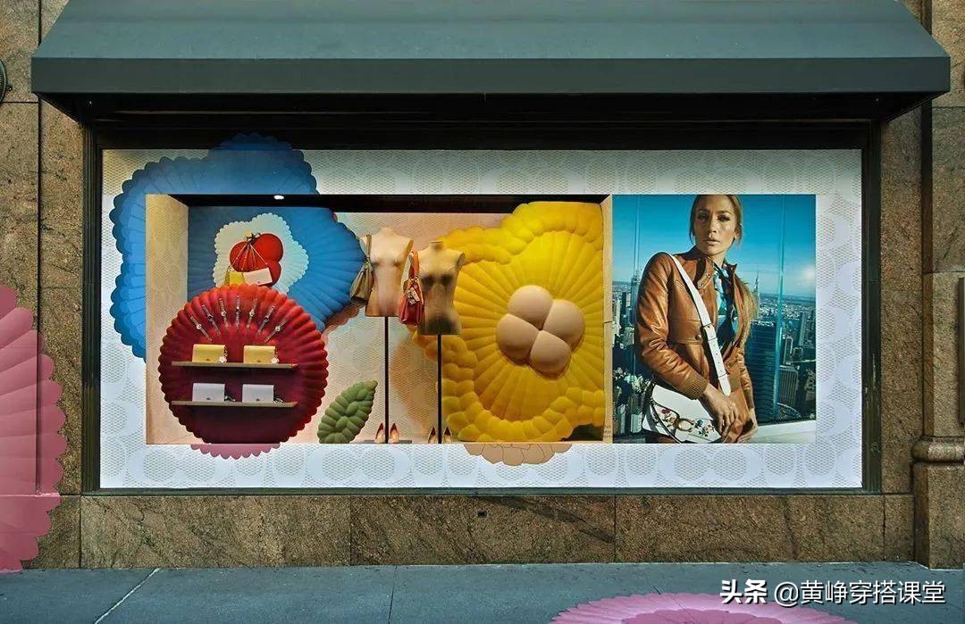 回头率专业造型,吸引人的橱窗设计