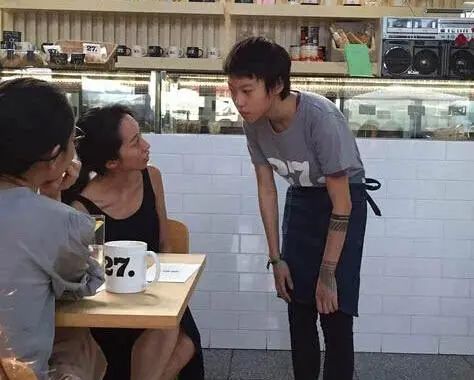 窦唯王菲窦靖童一家会同台演唱吗,窦靖童小时候像窦唯