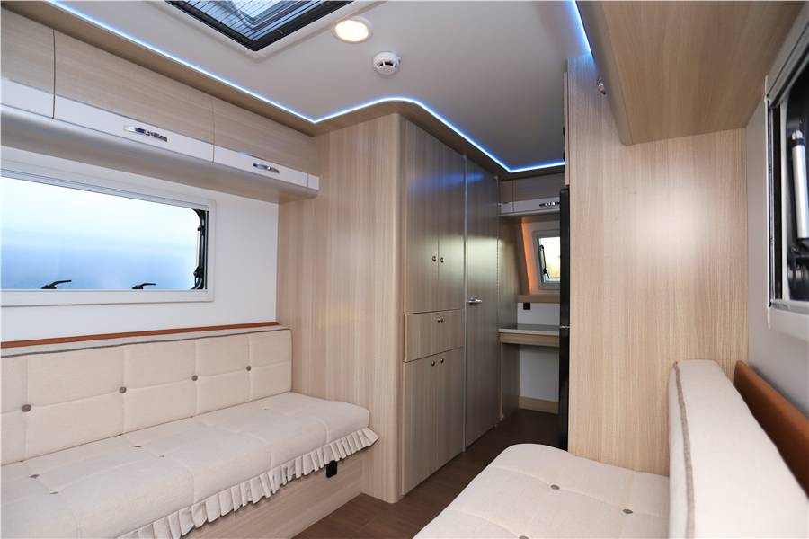 10万能买个什么样子的二手房车,10万左右能买房车吗