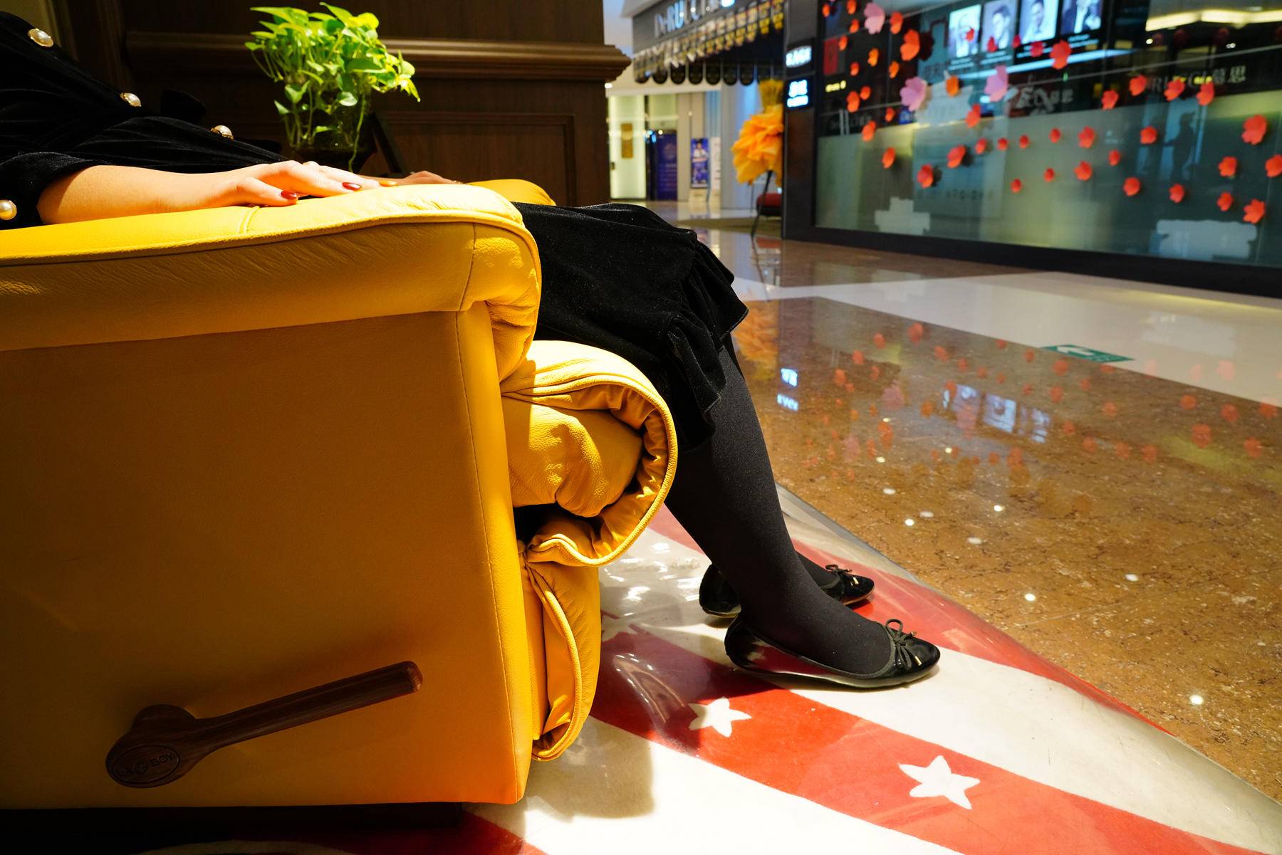 乐至宝沙发和芝华仕哪个档次高,乐至宝和芝华仕一万多沙发哪个好