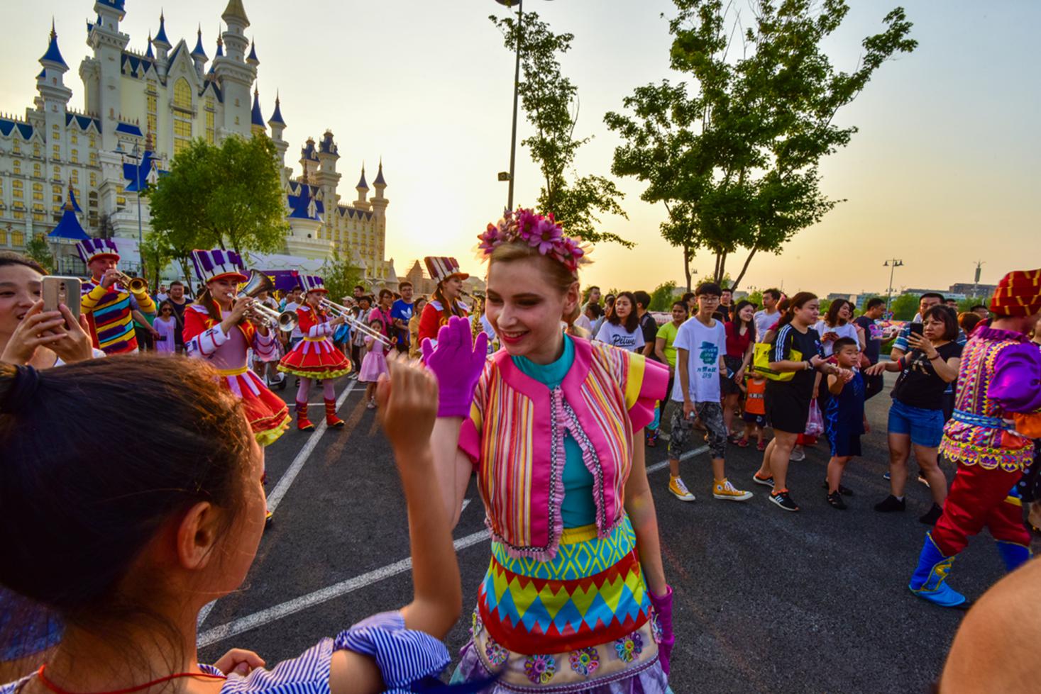 欢乐八载硬核绽放｜|热高8周年，城堡星光夜荣耀启幕