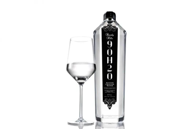 15亿的车20万的矿泉水┃亿万富翁们“最贵”集锦