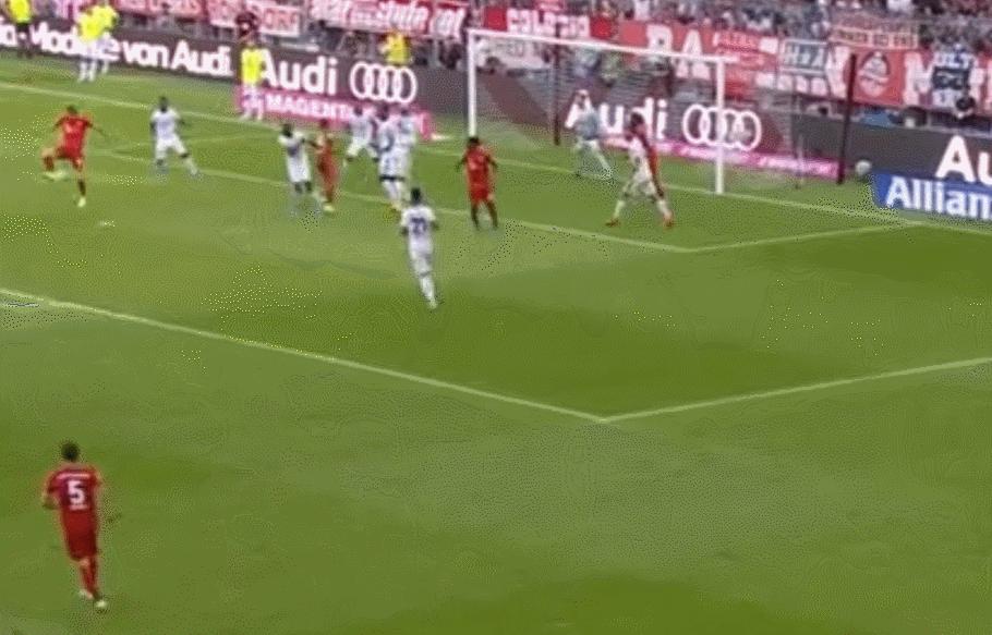 世界第一中锋莱万多夫斯基,世界第一中锋莱万