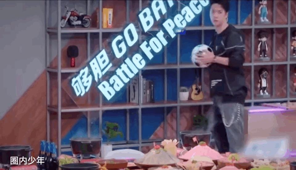 王一博运动少年完整版,王一博潮流男孩