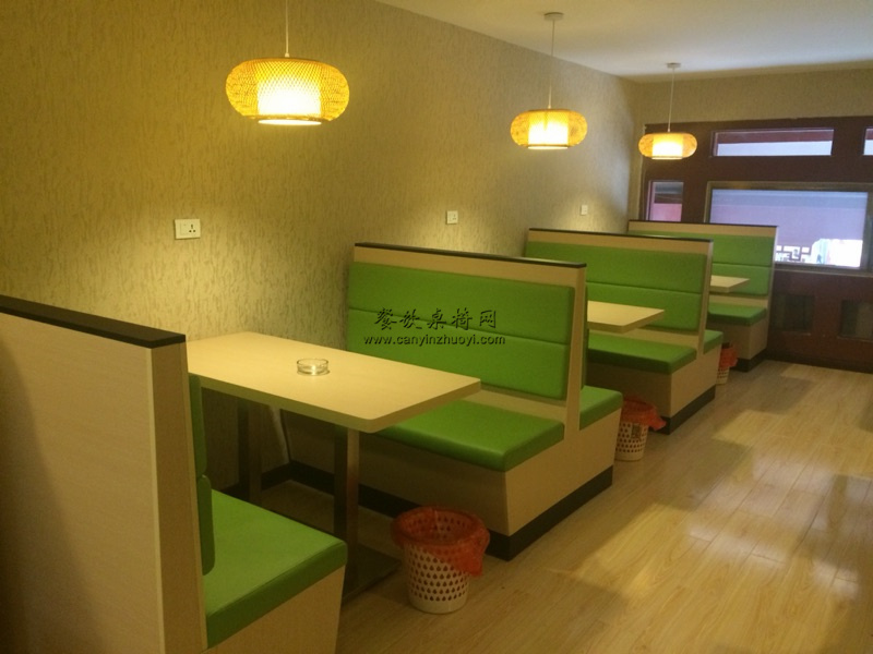 餐饮店桌椅怎么摆放最好,开快餐店桌椅怎么配置