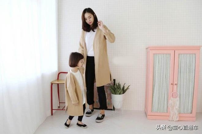 童装秋冬季新款刺绣针织衫,童装韩系风秋装针织